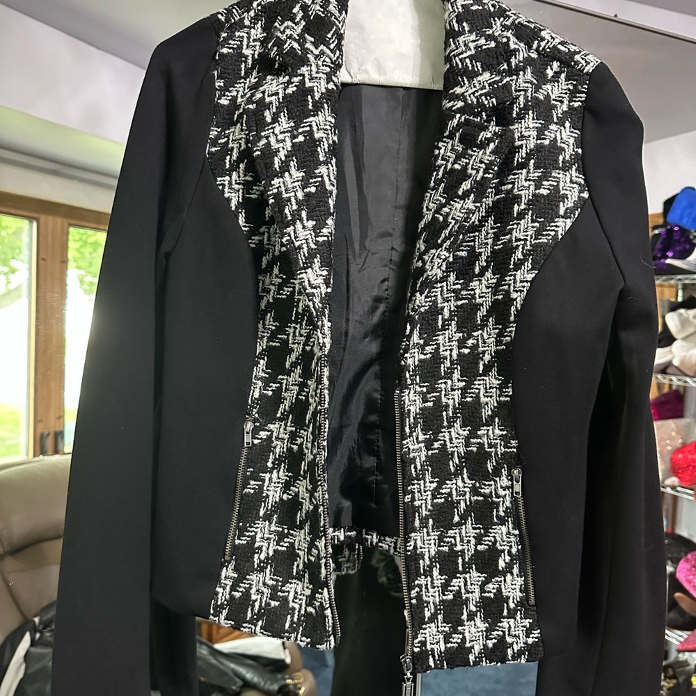 Yest Black and White Houndstooth Women's Blazer